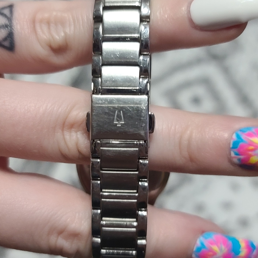 Watch - Picture 2 of 4